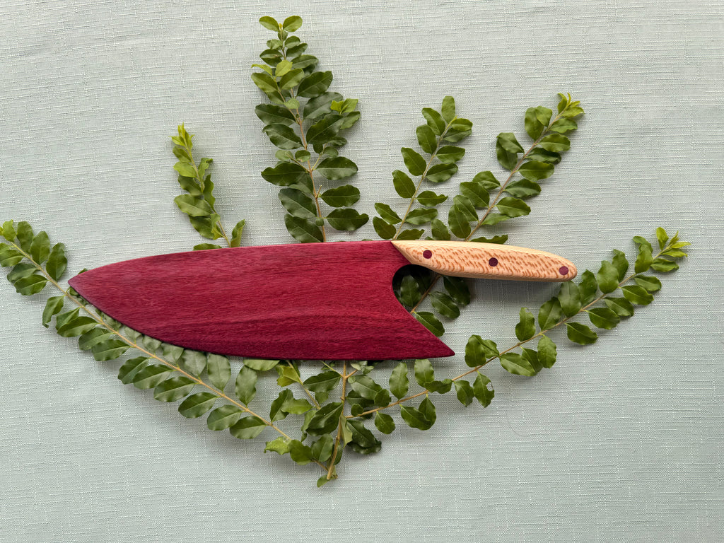 Beautiful Exotic purple heart knife